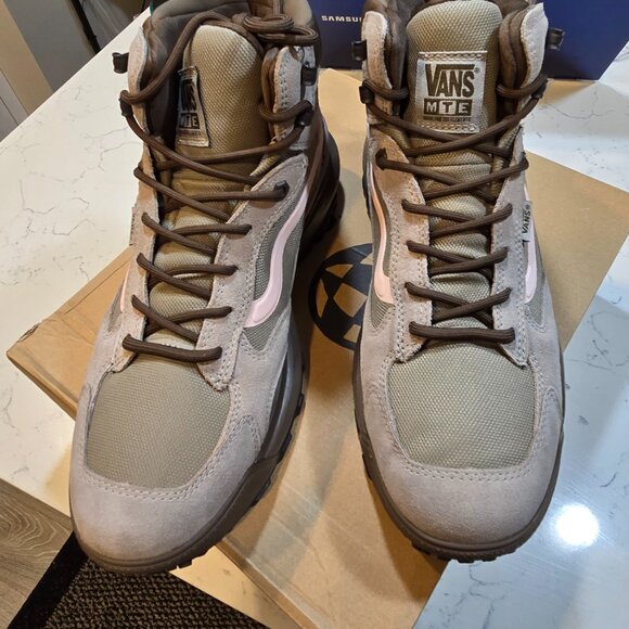 Vans MTE Crestline Waterproof Teak Hiking Boots Shoes Men's Size 10.5 (10) NEW - Picture 3 of 11